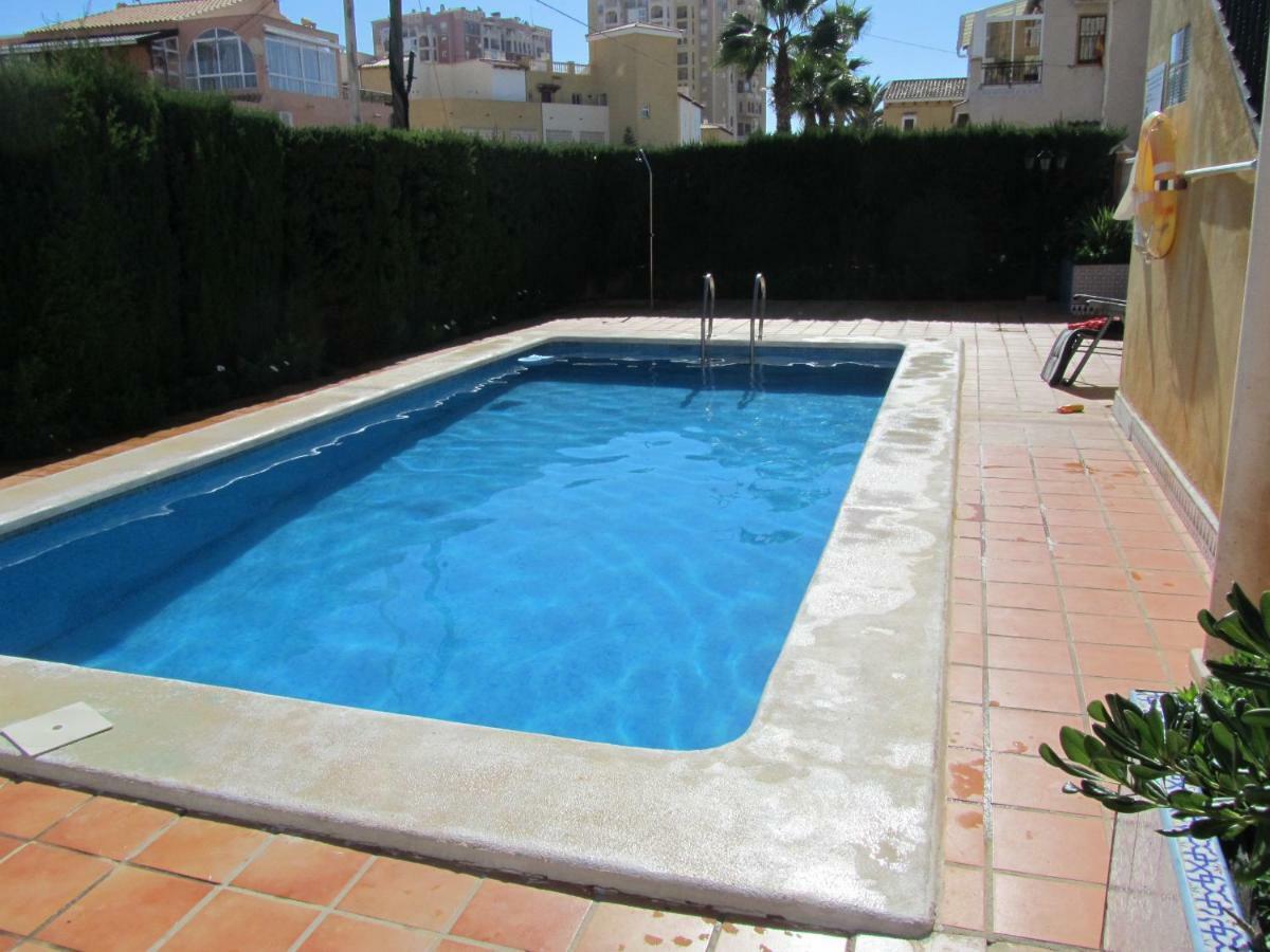 La Rosaleda Apartment Torrevieja Exterior photo